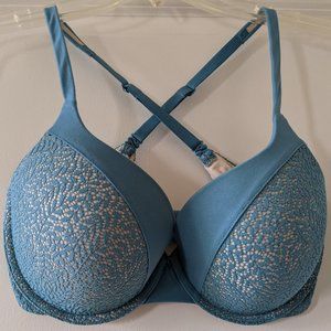 Leafy lace padded bra